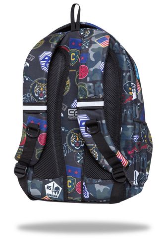 COOLPACK BASIC PLUS PLECAK MŁODZIEŻOWY MILITARY PATCHES 27L na Arena.pl