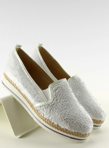 Slip-on fish scales 6070 White - 41 na Arena.pl