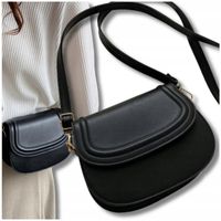 Mała listonoszka z klapą torebka skórzana czarna na ramię damska elegancka