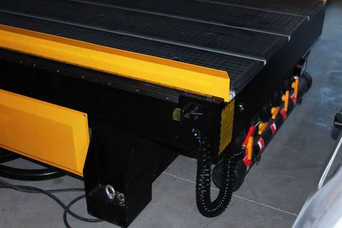 Frezarka ploter CNC 1325 Becker HSD frezarki 300mm na Arena.pl