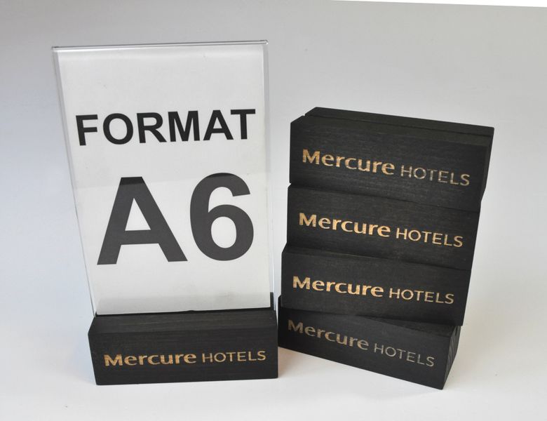 stojak na menu ulotkę plexi + drewniana podstawka z grawerem A6 10 szt zdjęcie 7