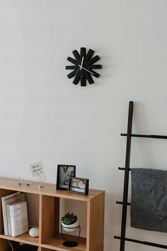Zegar ścienny Umbra czarny 30cm na Arena.pl