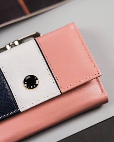 mały, skórzany portfel damski z systemem rfid - peterson na Arena.pl