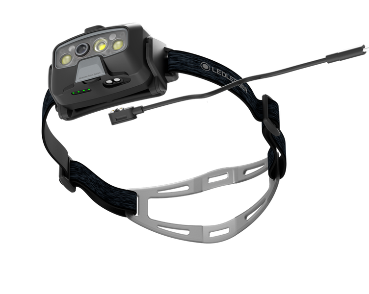 Latarka Ledlenser HF8R Core Black zdjęcie 3