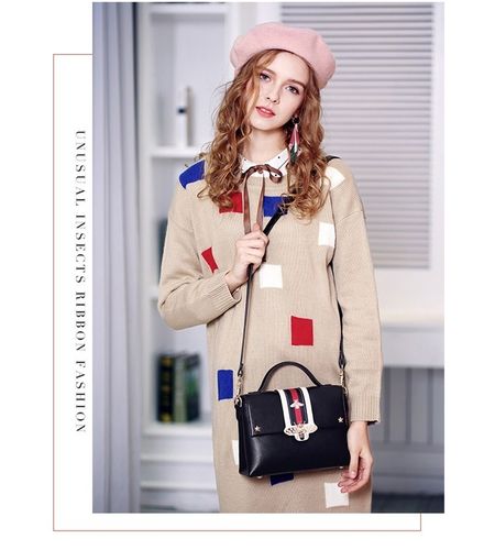 Oryginalny kuferek ecru na Arena.pl