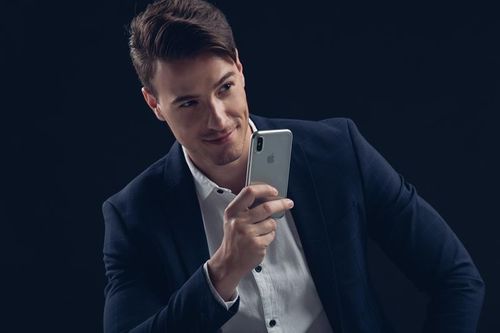 Moshi Vitros - Etui iPhone Xs / X (Jet Silver) na Arena.pl