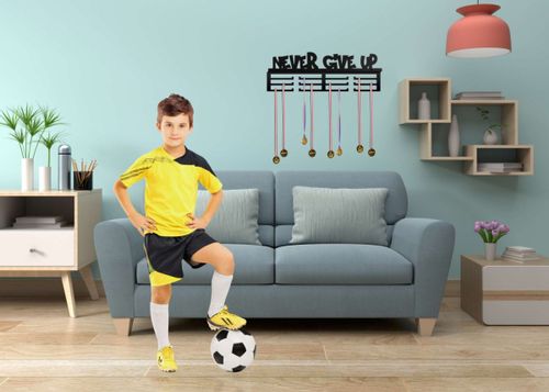 Wieszak na medale NEVER GIVE UP na Arena.pl