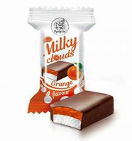 AIM CUKIERKI MILKY CLOUDS O SMAKU POMARAŃCZOWYM W POLEWIE KAKAOWEJ 1KG