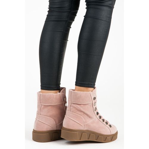 Wiązane botki na platformie r.41 na Arena.pl