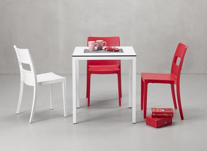 Krzesło Sai niebieskie jasne z tworzywa zdjęcie 2