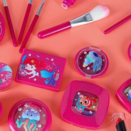 MAGICZNY ZESTAW KOSMETYKÓW DLA MAŁYCH ARTYSTÓW na Arena.pl