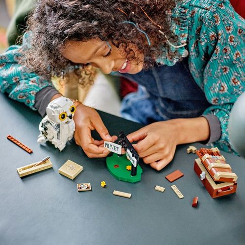 LEGO Harry Potter Hedwiga z wizytą na ul. Privet Drive 4 76425 na Arena.pl