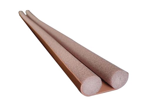 Uszczelka antyprzeciągowa na przeciąg pod drzwi zatrzymuje zimno brązowy na Arena.pl