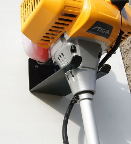 WIESZAK UCHWYT DO ŚCIANY MOCOWANIE DO KOSY SPALINOWEJ PODKASZARKI na Arena.pl