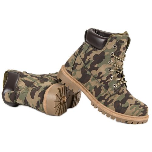 Militarne Traperki r.39 na Arena.pl