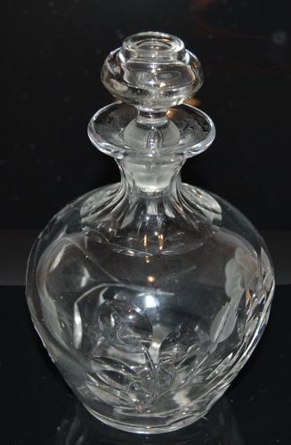 Mała kryształowa karafka na Arena.pl