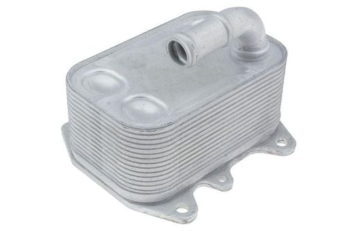 CHŁODNICA OLEJU AUDI A6 C7 2011 2012 2013 2014 2015 2016 2017 2018 na Arena.pl