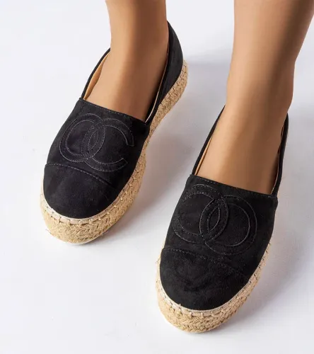 Czarne espadryle na platformie Beaudry 41 na Arena.pl