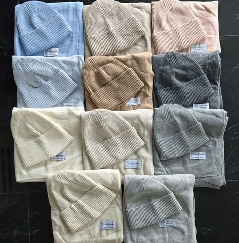 Szal + czapka 50 % kaszmir 50 % wełna : komplet na Arena.pl