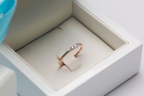 Złoty pierścionek PRD5430 - Diament na Arena.pl