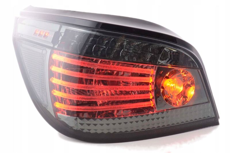 LAMPY DIODOWE Do BMW E60 SEDAN Od 2003 Do 2007 DYNAMICZNY KIERUNKOWSKAZ zdjęcie 5