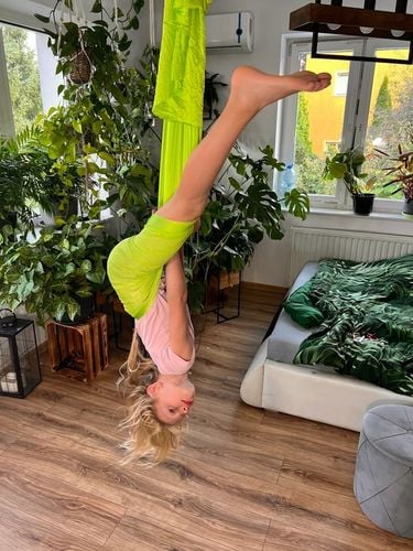 Hamak - chusta akrobatyczna dla dzieci, 10 kolorów, 4 metry, szeroki 260 cm na Arena.pl