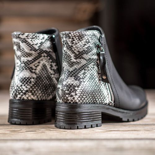 Workery Na Platformie Snake Print r.38 na Arena.pl