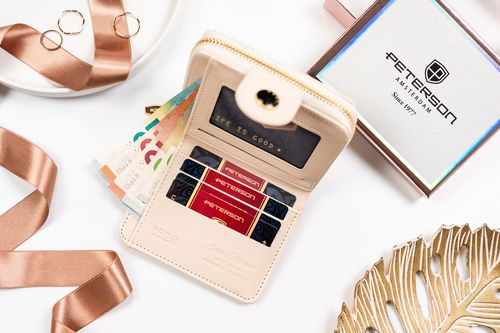 mały portfel damski ze skóry ekologicznej na zatrzask i suwak - peterson na Arena.pl