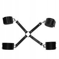Uprząż do zabaw BDSM. Podwójne kajdanki łączone krzyżakiem.