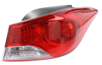 Hyundai Elantra 10-13 Lampa tylna Prawa