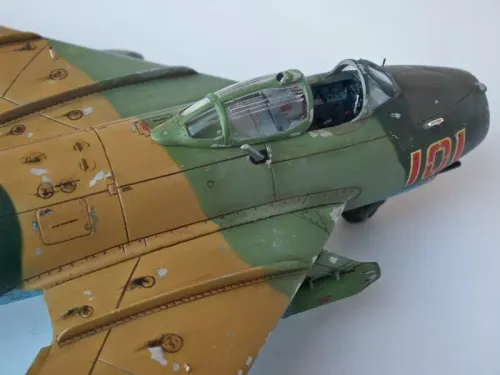 Mig-17F Fresco, F-02, 1:48 na Arena.pl