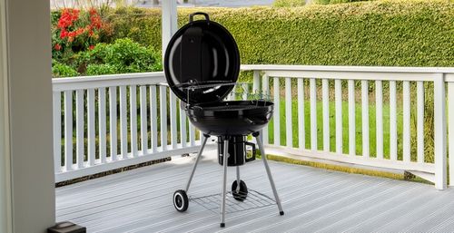 GRILL WĘGLOWY KULISTY Z POKRYWĄ, POPIELNIKIEM I KÓŁKAMI 66x57x85 CM na Arena.pl