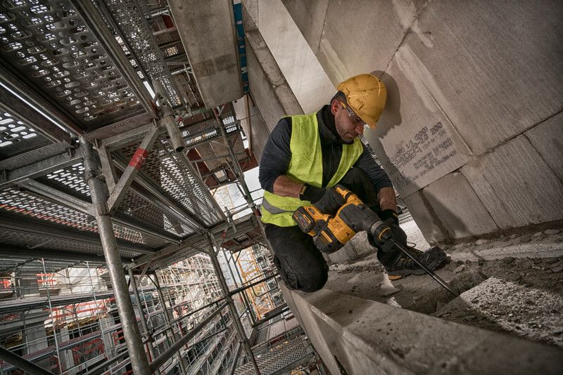 MŁOTOWIERTARKA 54V SDS-PLUS XR 2*6.0AH zdjęcie 6