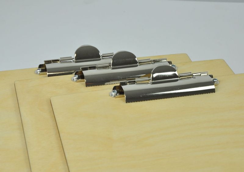 Podkładka z grawerem pod dokumenty A4 z klipsem 10 szt. zdjęcie 7