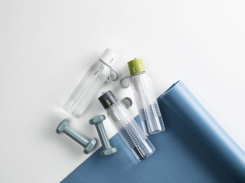 Butelka na wodę Dot Active 750 ml biała Joseph Joseph na Arena.pl