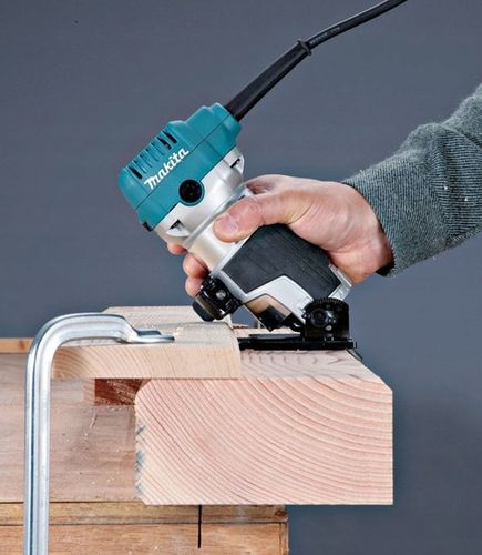 Frezarka górnowrzecionowa Makita RT0702CX2J na Arena.pl