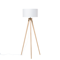 Lampa podłogowa drewniana biała NITRA