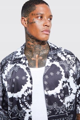 E22R002 KOSZULA CZARNA WZORY BIEL BOOHOOMAN S na Arena.pl