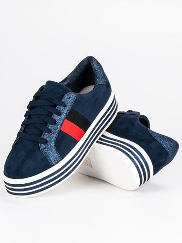 TRAMPKI NA PLATFORMIE VICES Rozmiar - 40 na Arena.pl