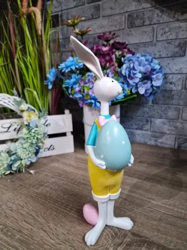 FIGURKA WIELKANOCNY ZAJĄC KRÓLIK Z PISANKĄ model X na Arena.pl