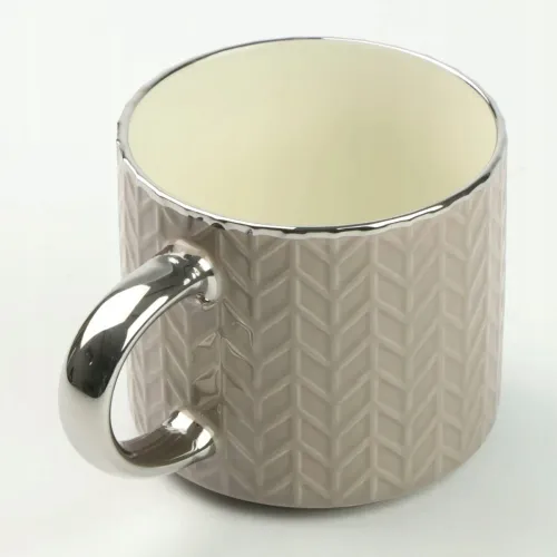 KUBEK PORCELANOWY DO KAWY HERBATY WZÓR SWETEREK 470ML ZE SREBRNYM UCHEM na Arena.pl