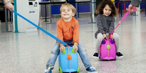 Trunki jeżdżąca walizeczka na Arena.pl