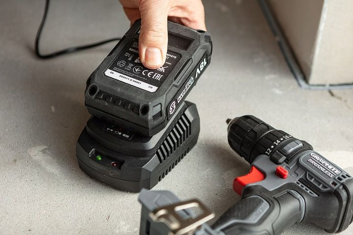 Ładowarka do Akumulatorów Baterii Energy+ Nowość - GRAPHITE NEO TOOLS zdjęcie 10