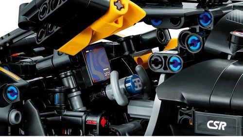 42151 - LEGO Technic - Bugatti Bolide na Arena.pl