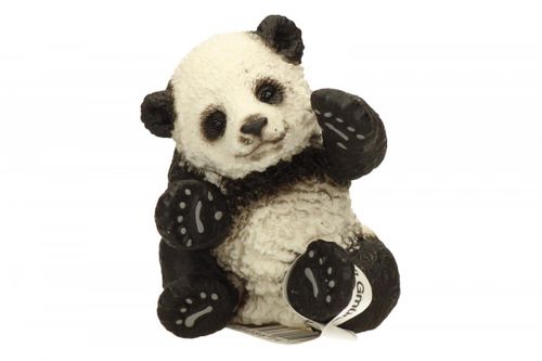 Schleich Mała Panda bawiąca się na Arena.pl