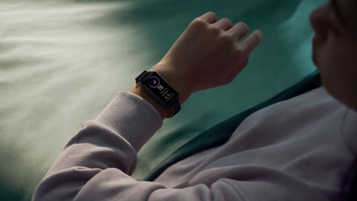 Smartwatch Huawei Band 8 różowy zdjęcie 8