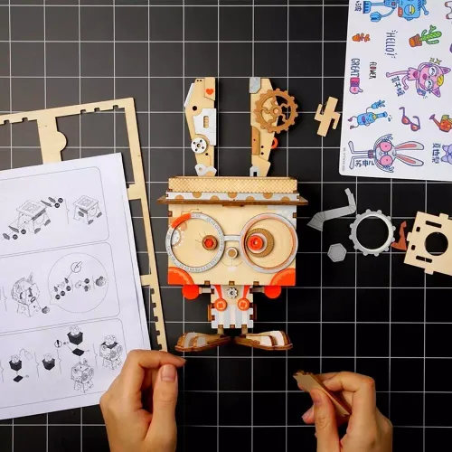 Puzzle 3D. Drewniana doniczka, królik na Arena.pl