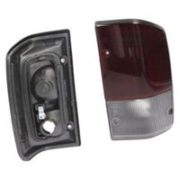 LAMPA TYLNA PRAWA NISSAN PATROL Y60 1989 1990 1991 1992 1993 1994 1995 1996