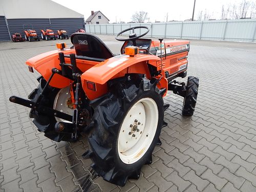 Mini Traktorek Hinomoto E2004 4WD Super Stan, Gwarancja na Arena.pl