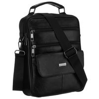 praktyczna listonoszka męska ze skóry naturalnej w czarnym kolorze,